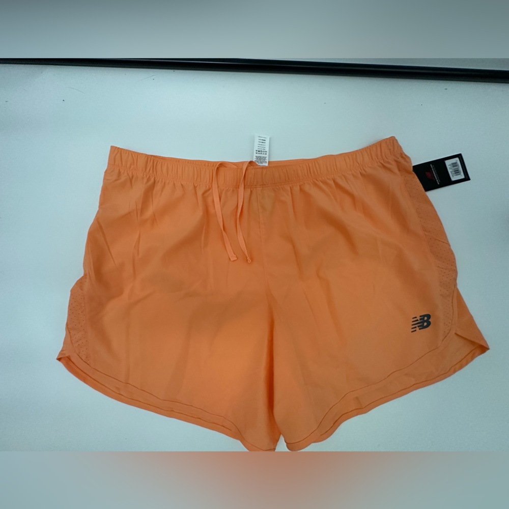 New Balance coral shorts size xl. NEW 5” inseam